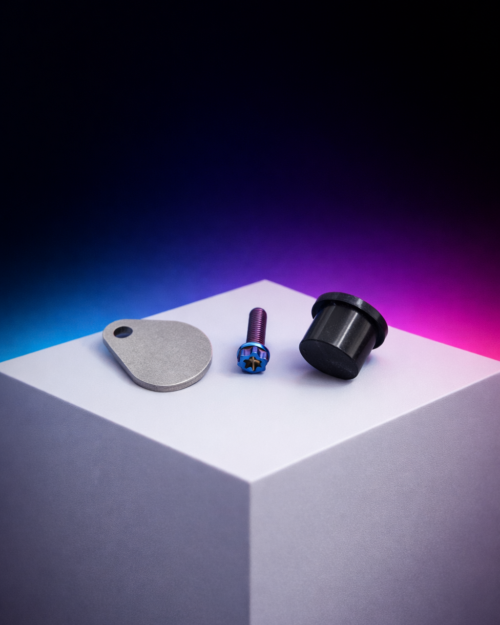 Skoots Oil Pump Delete Kit (PGO / Genuine 50cc 2-Stroke) — Titanium Bolt + Steel Plate + TPU Plug